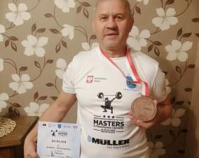 
Siemianowicki siłacz Leszek Winiarski spisał się na medal !!!