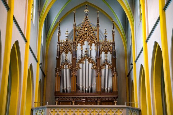 organy w kościele pw świętego krzyża siemianowice śląskie