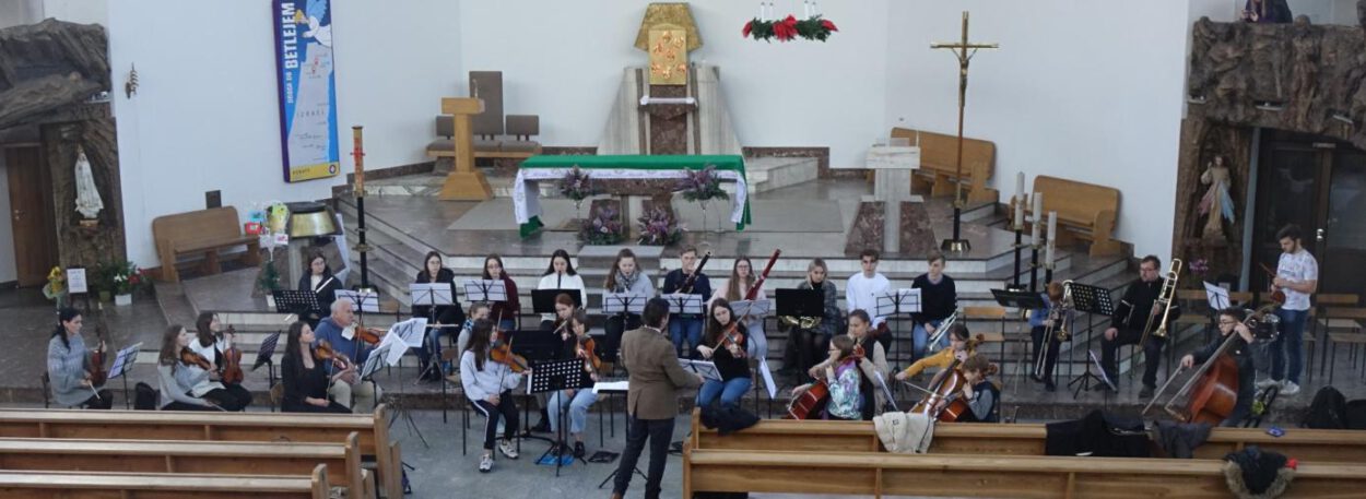 siemianowicka orkiestra symfoniczna w pełnym składzie