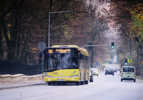 autobus 110 w michałkowicach