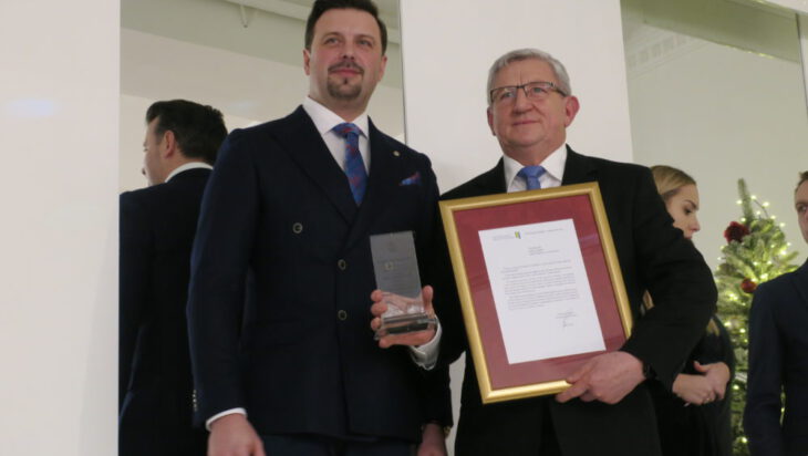 Nagrodę odbiera Andrzej Ścigała, firma piekarnicza.