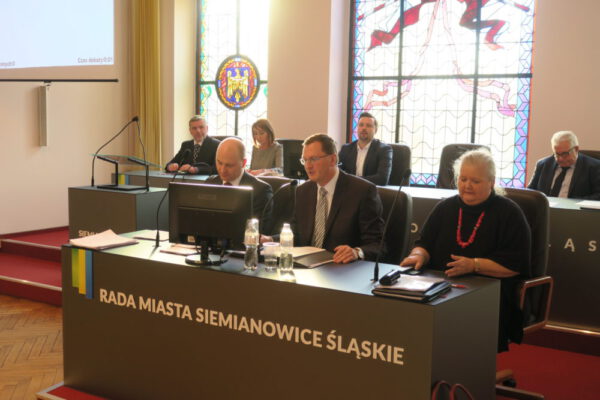 Prezydium Rady Miasta - od lewej Grzegorz MólAdam Cebula, , Barbara Patyk - Płuciennik